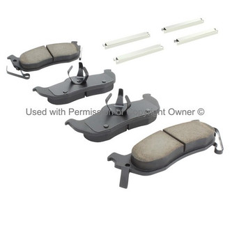 Quality-Built® - Black Series New Ceramic Rear Disc Brake Pads