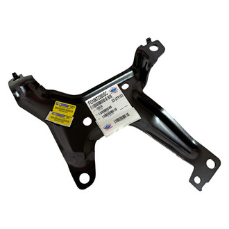 Replace® - Front Outer Passenger Side Bumper Bracket (Diamond Standard Line)