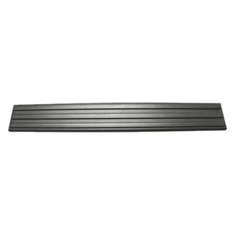 Replace® - Center Tailgate Molding (Standard Line)