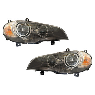 Replace® - Driver and Passenger Side Replacement Headlight Set Lens and Housing (Standard Line)