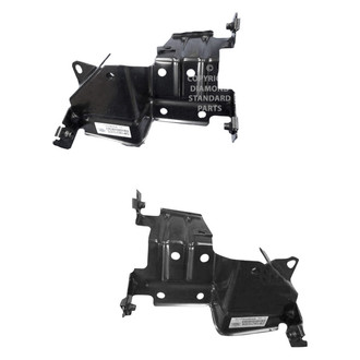 Replace® - Front Outer Driver and Passenger Side Bumper Mounting Bracket Set (Diamond Standard Line)
