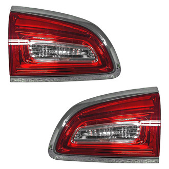 Replace® - Driver and Passenger Side Inner Replacement Tail Lights (Standard Line)