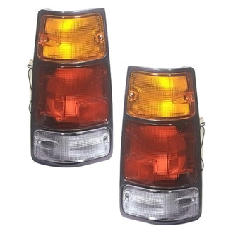 Replace® - Driver and Passenger Side Replacement Tail Lights (Value Line)