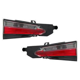 Replace® - Driver and Passenger Side Inner Replacement Tail Lights (Standard Line)