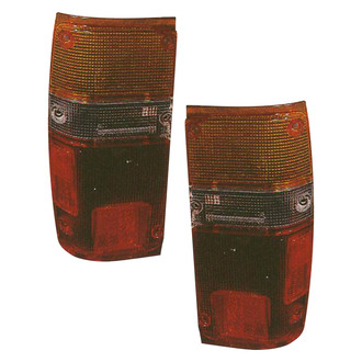 Replace® - Driver and Passenger Side Replacement Tail Light Lenss (Value Line)