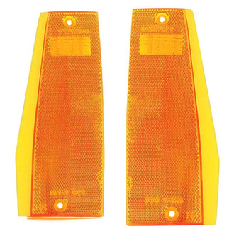Replace® - Driver and Passenger Side Replacement Turn Signal/Corner Light Set (Standard Line)