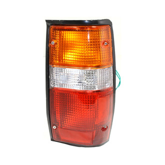 Replacement - Passenger Side Passenger Side Tail Light (Standard Line)