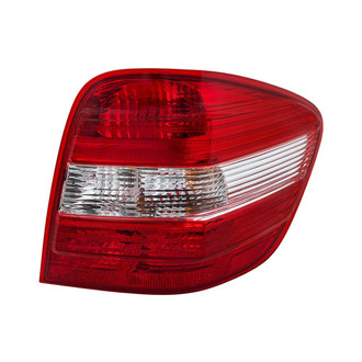 Replacement - Passenger Side Passenger Side Tail Light (Standard Line)