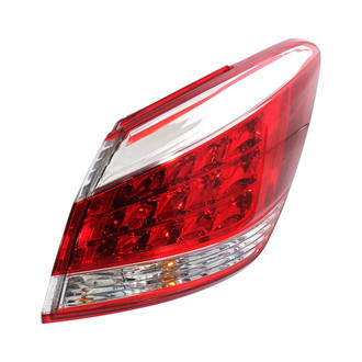 Replacement - Passenger Side Passenger Side Outer Tail Light (Standard Line)