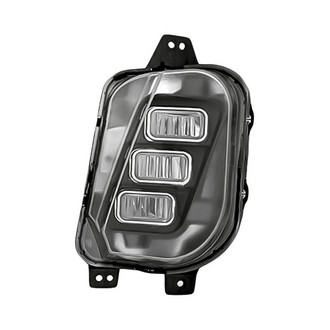 Replacement - Passenger Side Fog Light (CAPA Certified)