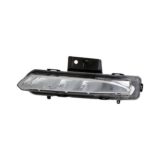 Replacement - Passenger Side Turn Signal/Parking Light (CAPA Certified)