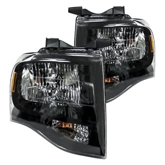 Replacement - Driver and Passenger Side Headlight Set (Standard Line)