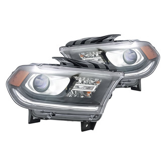 Replacement - Driver and Passenger Side Headlight Set (Standard Line)