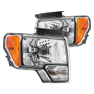 Replacement - Driver and Passenger Side Headlight Set (Standard Line)