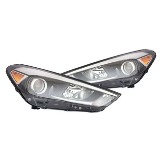 Replacement - Driver and Passenger Side Headlight Set (Standard Line)