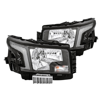 Replacement - Driver and Passenger Side Headlight Set (CAPA Certified)
