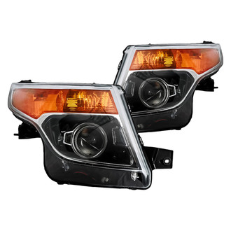 Replacement - Driver and Passenger Side Headlight Set (Standard Line)