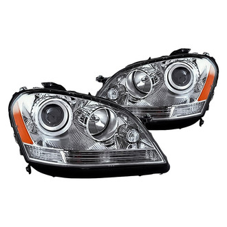 Replacement - Driver and Passenger Side Headlight Set (Standard Line)