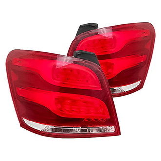Replacement - Driver and Passenger Side Tail Light Set (Standard Line)