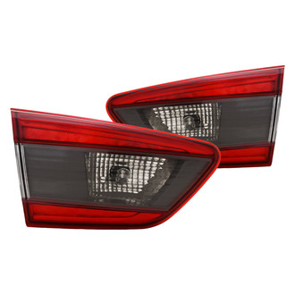 Replacement - Driver and Passenger Side Inner Tail Lights (Standard Line)