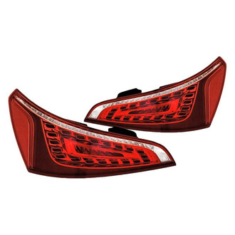 Replacement - Driver and Passenger Side Inner Tail Lights (Standard Line)