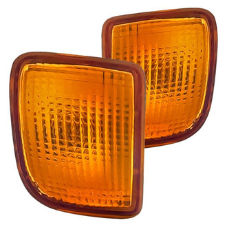 Replacement - Driver and Passenger Side Turn Signal/Parking Light Set (Standard Line)