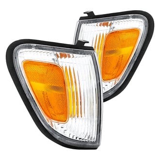 Replacement - Driver and Passenger Side Turn Signal/Corner Light Set (Standard Line)