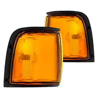 Replacement - Driver and Passenger Side Turn Signal/Corner Light Set (Standard Line)