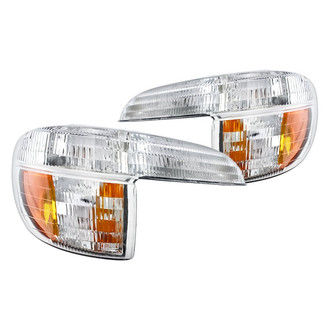Replacement - Driver and Passenger Side Turn Signal/Parking Light Set (CAPA Certified)