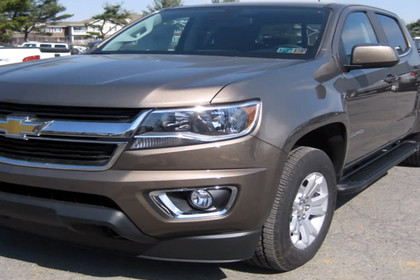 Romik® - 5.5" RAL-T Series Silver Running Boards Installation Video
