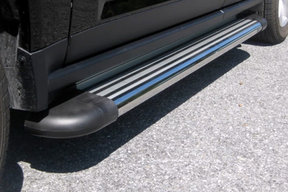 Romik® - 5.5" RAL Series Silver Running Boards Installation Video