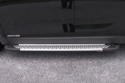 Romik® - 5.5" RAL Series Black Running Boards Installation Video