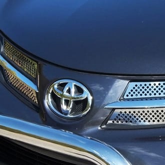 SAA® - 4-Pc Polished Main Grille Accent Trim