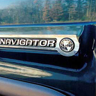 SAA® - I-Type Polished Body Side Moldings