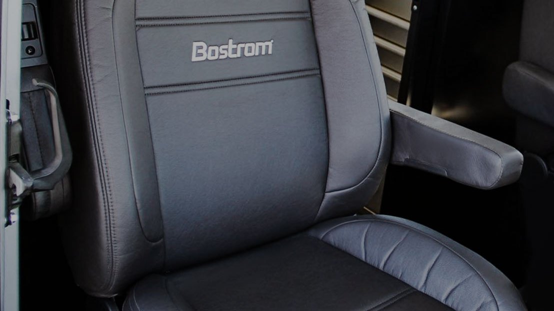 Semi Truck Interior Accessories Dash Kits Seat Covers Floor Mats Truckid Com - Freightliner Cascadia Premium Factory Seat Cover