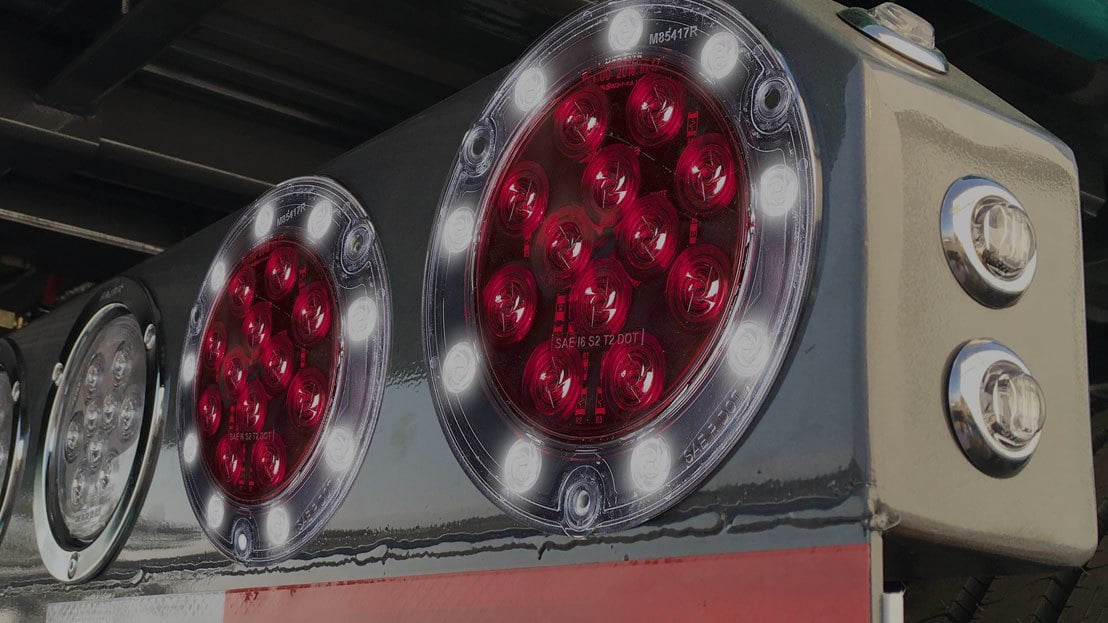 Tail light bars for semi trucks Clearance