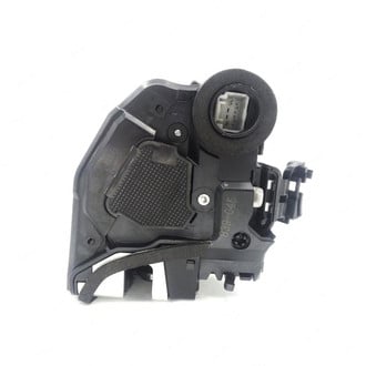 SKP® - Rear Driver Side Door Latch Assembly