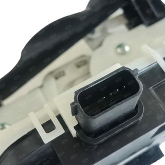 SKP® - Rear Driver Side Door Latch Assembly
