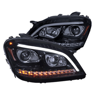 Spec-D® - Driver and Passenger Side Gloss Black/Smoke DRL Bar Projector Headlights with Sequential LED Turn Signal