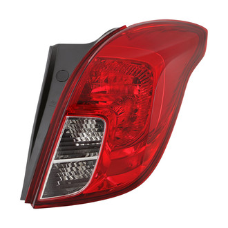Spyder® - Passenger Side Chrome/Red Factory Style Tail Light