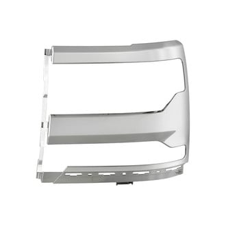 Spyder® - Chrome Driver and Passenger Side Headlight Bezels