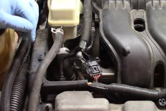 Standard® - Fuel Rail Pressure Sensor Replacement Ford Taurus Mercury Montego