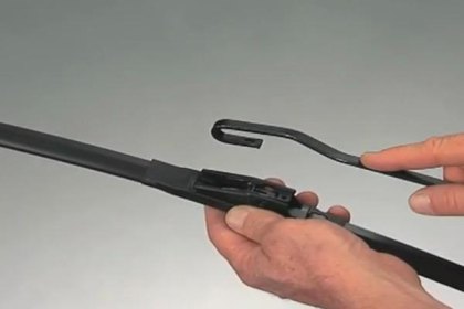 Trico® - Ice™ Wiper Blade Large Hook Installation