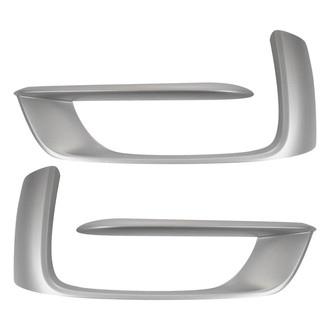 TRQ® - Front Inner Driver and Passenger Side Fog Light Trim Set