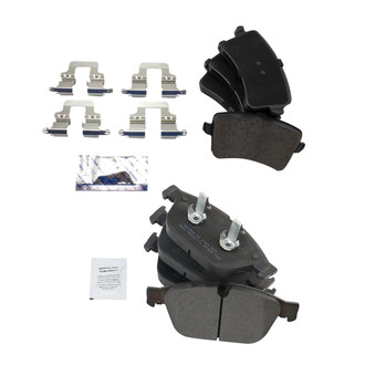 TRQ® - Semi-Metallic Front and Rear Disc Brake Pads