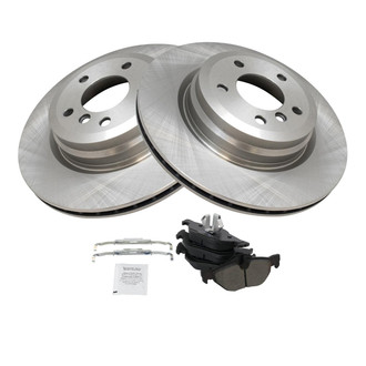 TRQ® - Rear Disc Brake Kit with Semi-Metallic Pads