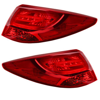TRQ® - Driver and Passenger Side Outer Replacement Tail Lights