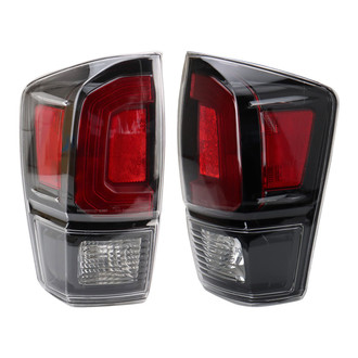 TRQ® - Driver and Passenger Side Replacement Tail Lights