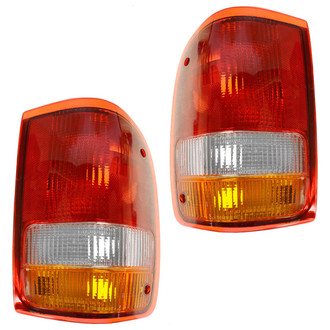 TRQ® - Driver and Passenger Side Replacement Tail Lights