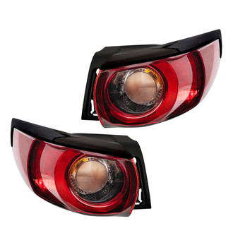 TRQ® - Driver and Passenger Side Outer Replacement Tail Lights